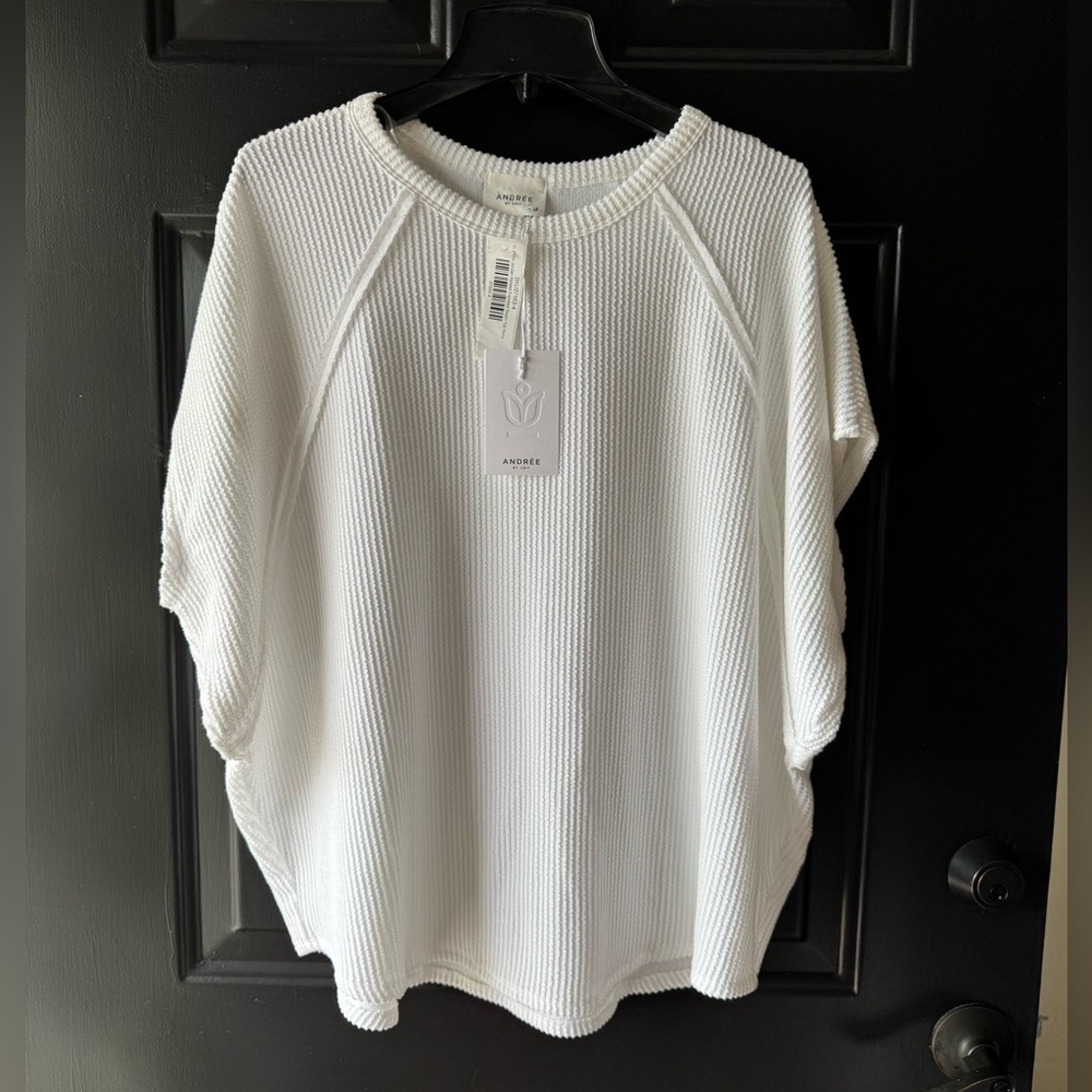 NWT Andree by Unit Women’s Top, size XL in White